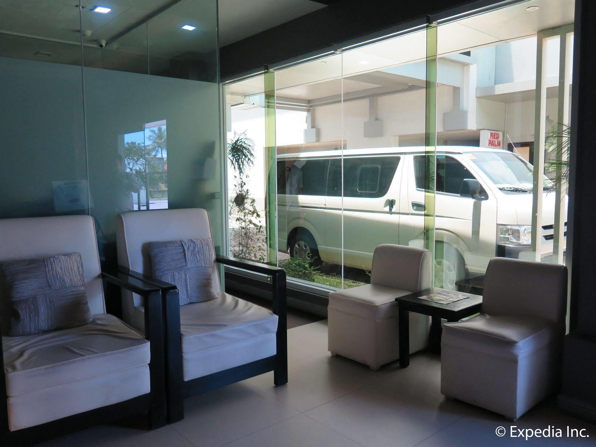 The Lucky 9 Budget Hotel Tagum Екстер'єр фото