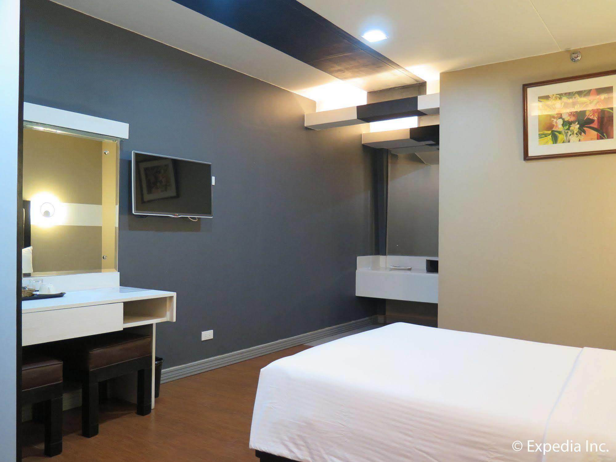 The Lucky 9 Budget Hotel Tagum Екстер'єр фото
