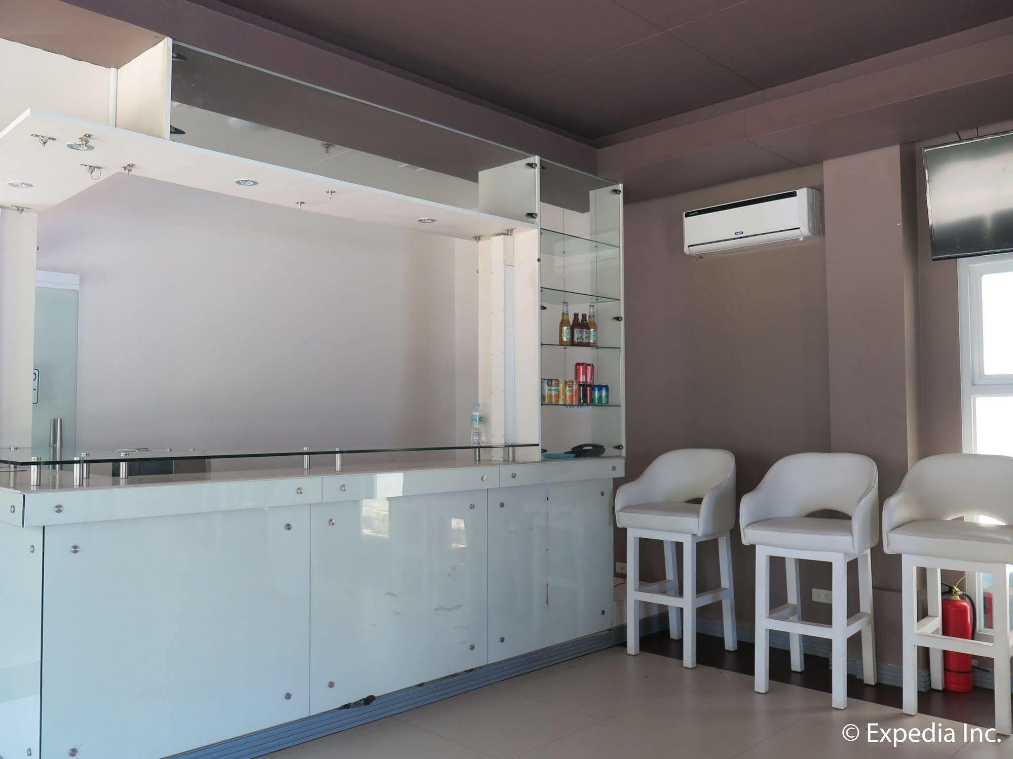 The Lucky 9 Budget Hotel Tagum Екстер'єр фото
