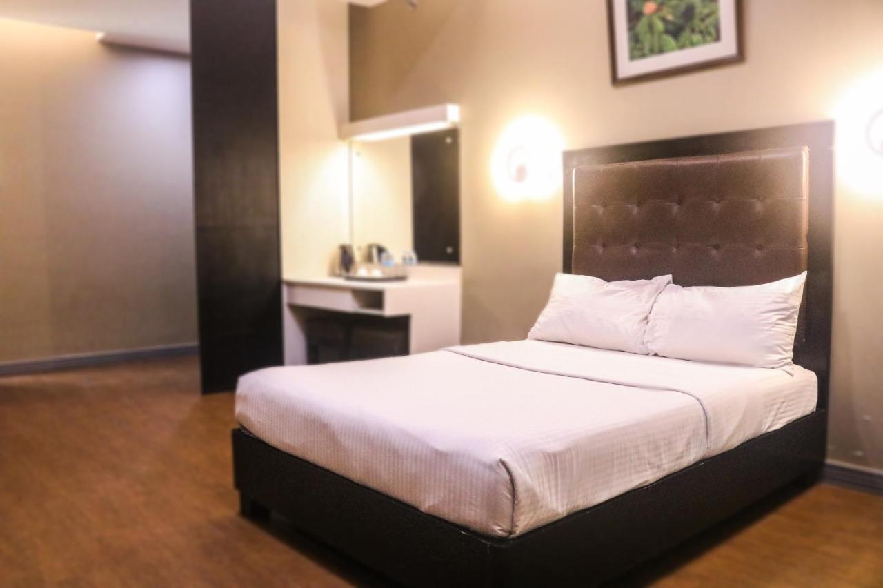 The Lucky 9 Budget Hotel Tagum Екстер'єр фото